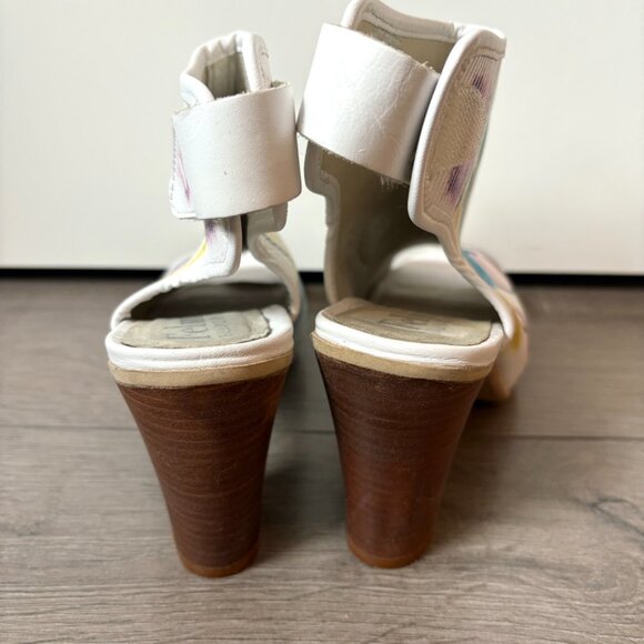 Felmini HIgh Heels 3.5" Portugal Designer Sandals - Picture 9 of 11